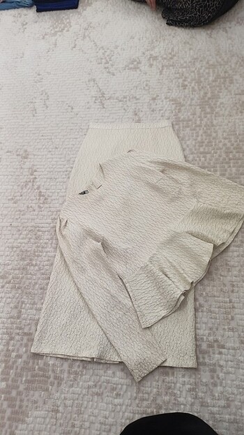 Simli krem renk ikili takım