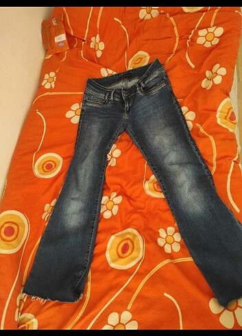 düşük bel pantolon İspanyol paça