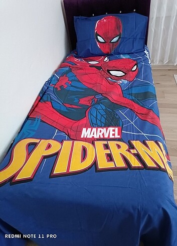  Beden Spiderman nevresim seti 