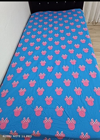 Diğer Minnie mause nevresim takımı