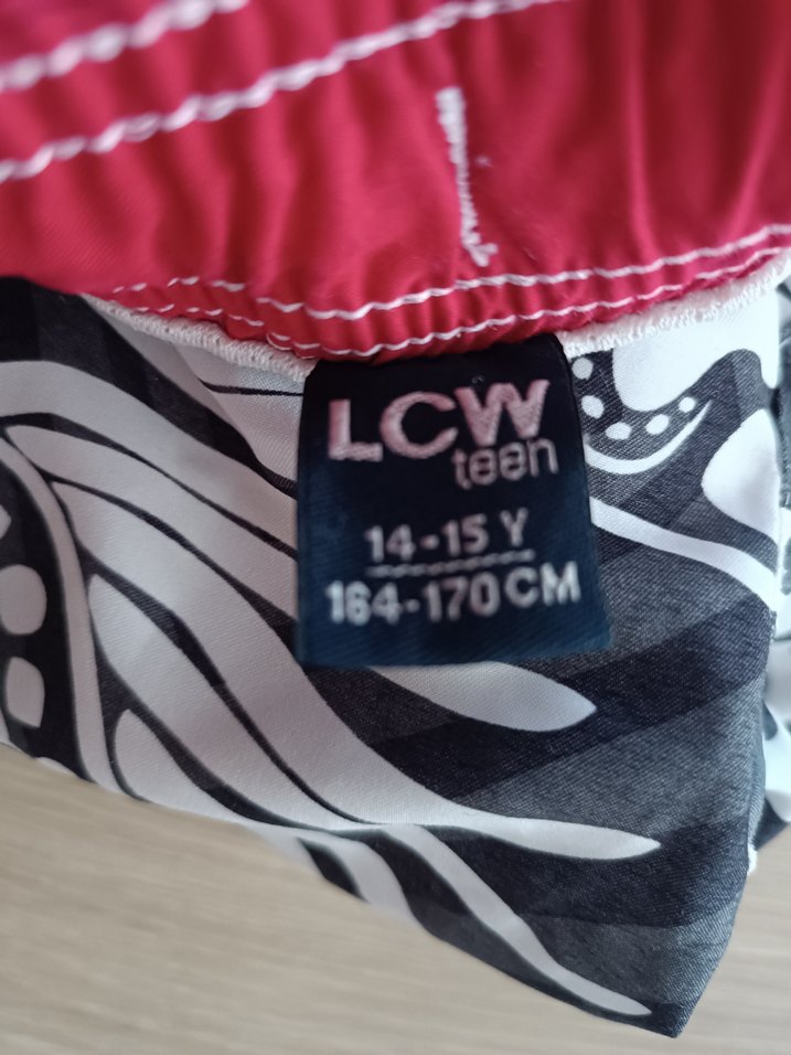 Desenli Siyah Midi Erkek Mayo - Görsel 3