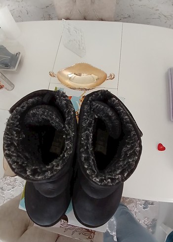 Siyah Tokalı Erkek Çocuk Botu - Görsel 5