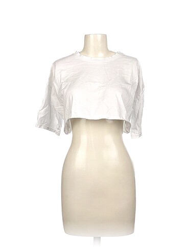 Diğer T-shirt %70 İndirimli.