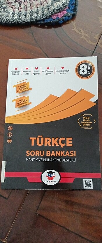 8. Sınıf Zekâ Küpü yayınları Türkçe Soru Bankası 