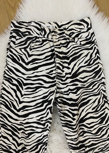 32 Beden Zebra Desenli Pantolon