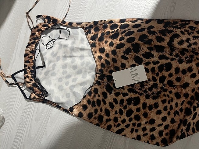 xs Beden Zara elbise