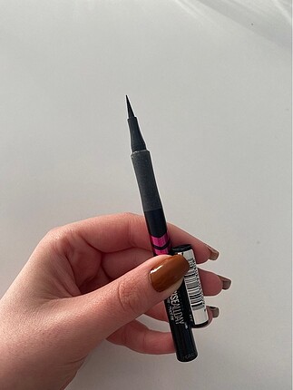 Maybelline eyeliner
