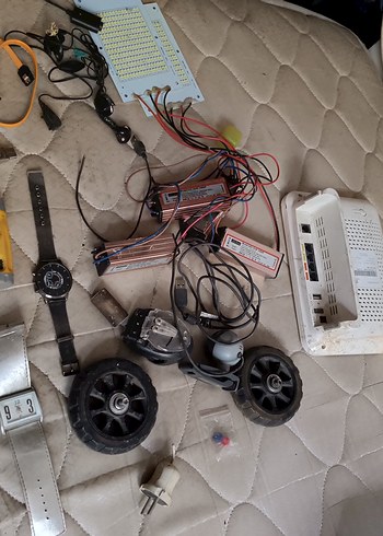 Çeşitli Kablo ve Elektrik Parçaları Seti