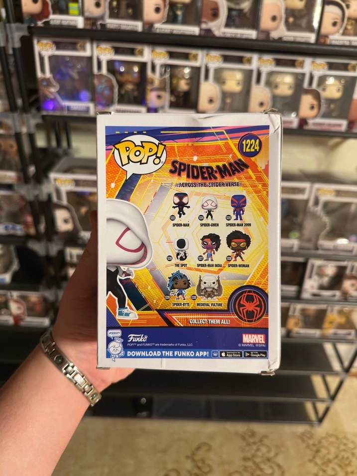 Funko Pop Spider Gwen Marvel Figürü - Görsel 3