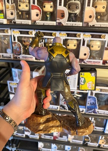 Kotobukiya Thanos Figürü - Görsel 3