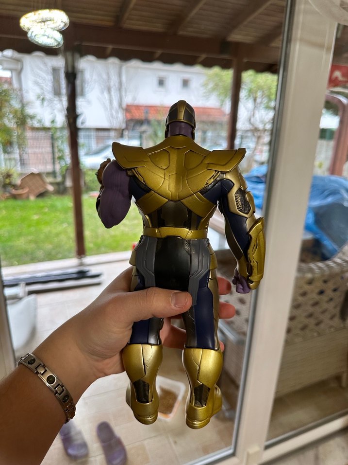 Crazy Toys Thanos Marvel Figürü - Görsel 2