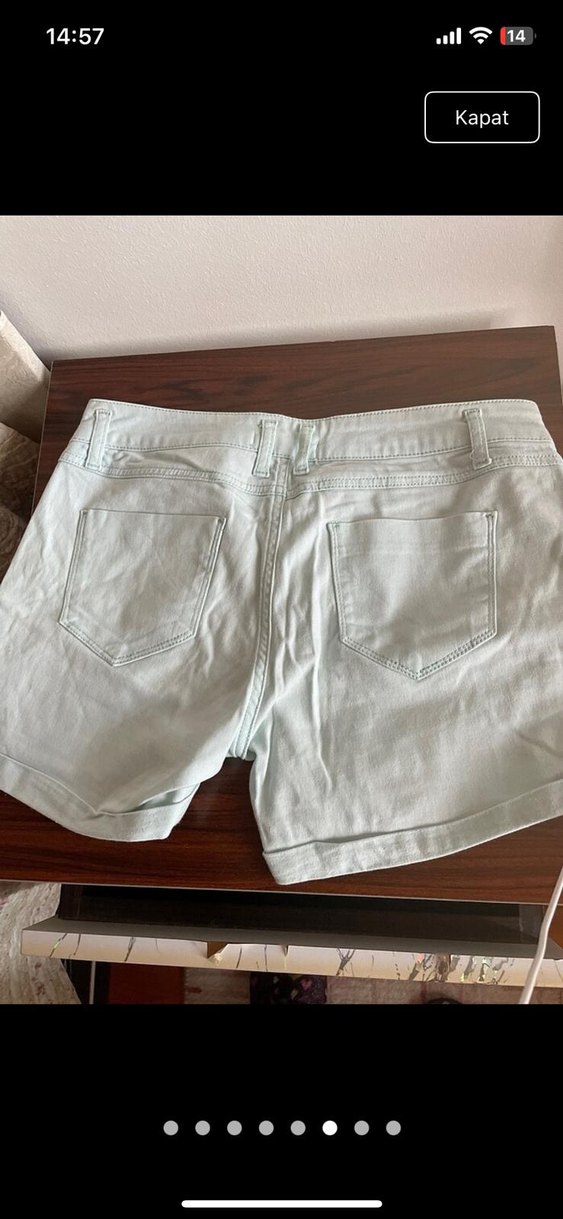 Bej Pamuk Düğmeli Mini Şort - Görsel 2