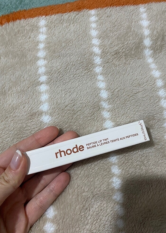 Rhode cinnamon roll lip tint - Görsel 2