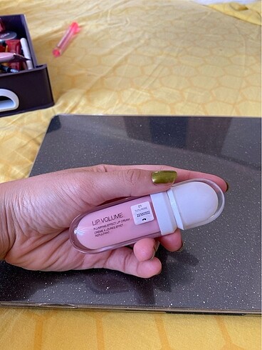 Kiko Lip gloss volume - Görsel 3