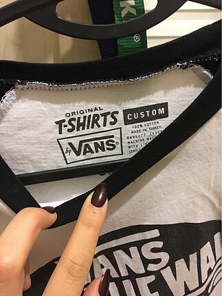 Vans Satildi