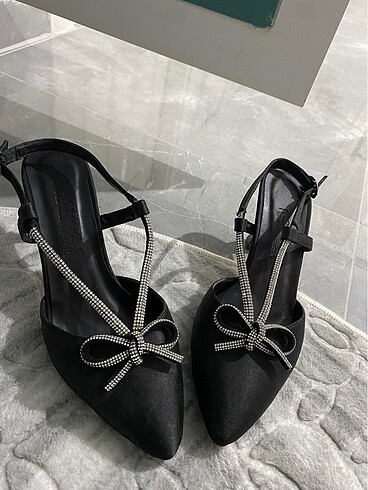 Kadin topuklu ayakkabı - Görsel 3