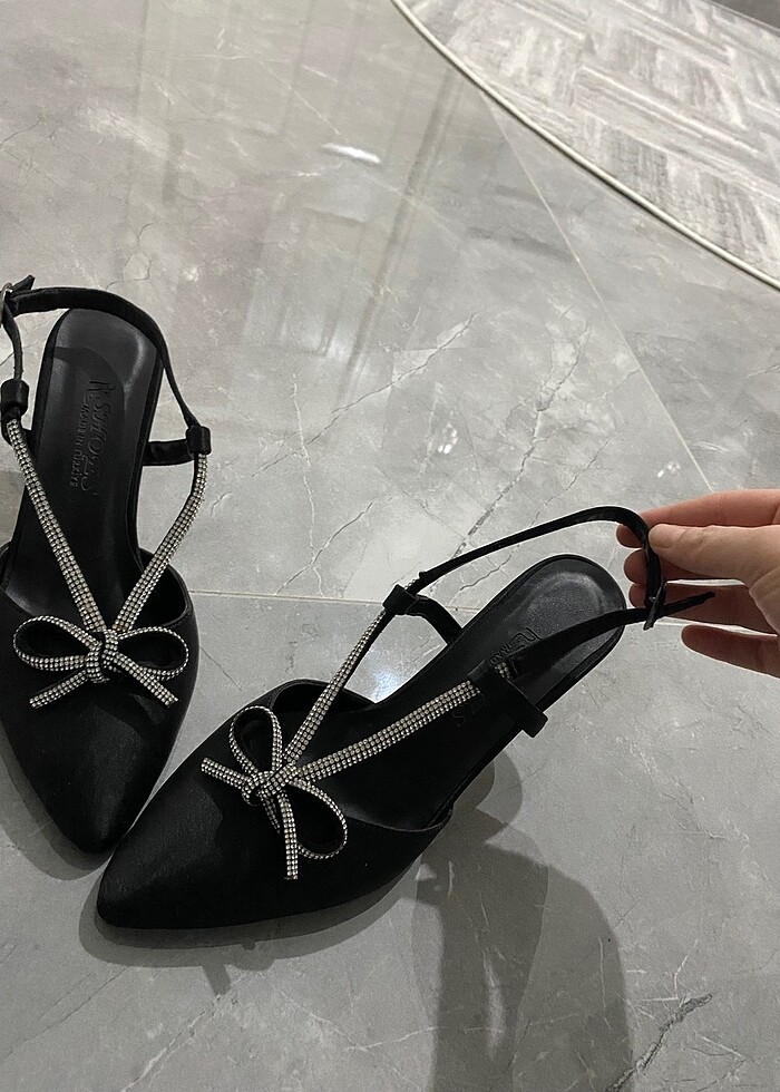 Kadin topuklu ayakkabı - Görsel 2