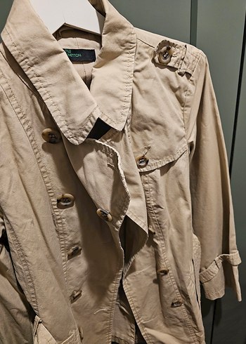Düğmeli Bej Kadın Trençkot - Görsel 2