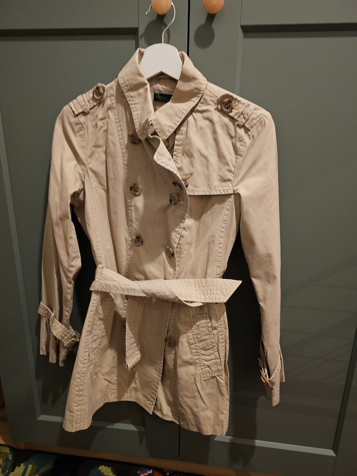 Düğmeli Bej Kadın Trençkot - Görsel 5