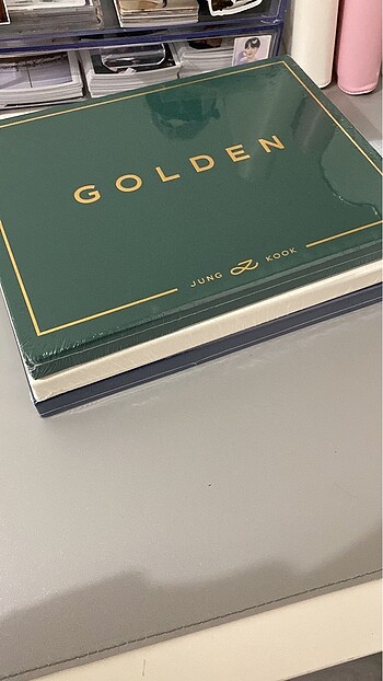 Golden Solid Ver