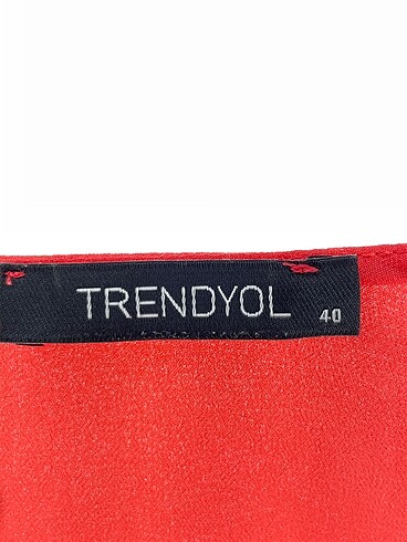 40 Beden çeşitli Renk Trendyol & Milla Bluz %70 İndirimli.