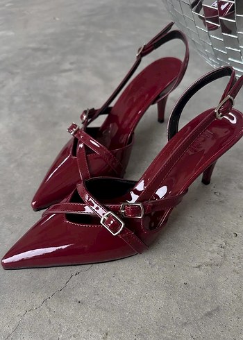 Bordo Rugan Tokalı Stiletto Topuklu Kadın Ayakkabı