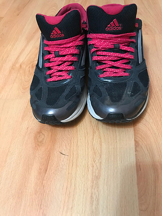 40 Beden Adidas spor ayakkabı