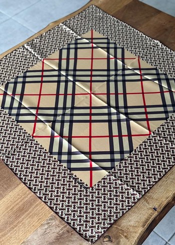 burberry eşarp - Görsel 4