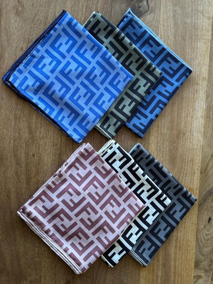 fendi eşarp - Görsel 4