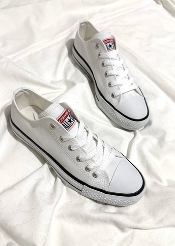 37 Beden Converse Beyaz spor ayakkabı