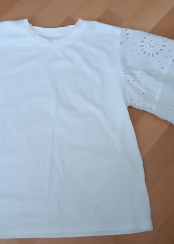 Diğer Beyaz Dantelli Kısa Kollu Tişört