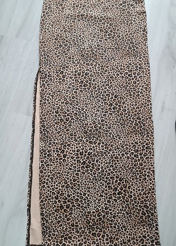 Leopar Desenli Uzun Drapeli Kadın Etek