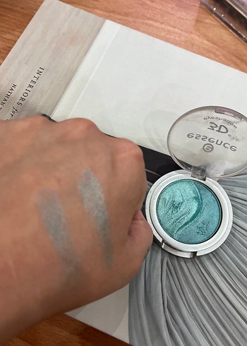 Essence 3D Turkuaz Göz Farı - Görsel 3