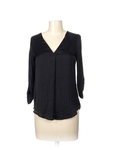 Stradivarius Bluz %70 İndirimli.
