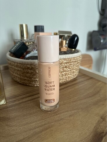 Catrice soft glam filter (charlotte Tilbury muadili )