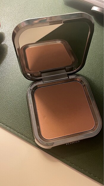  Beden Kiko Bronzer