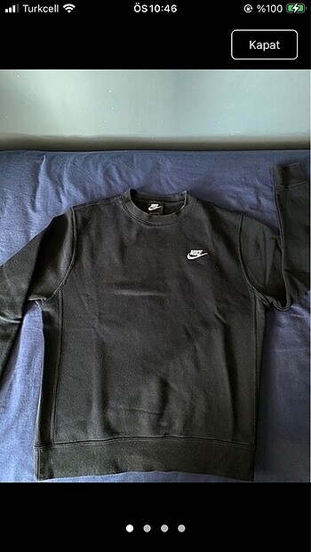 nike sweatshirt