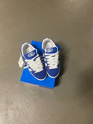 Adidas Campüs