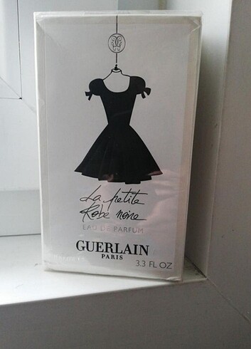  Beden Guerlain La Petite Robe Noire EDP Bayan Parfüm 100ML 
