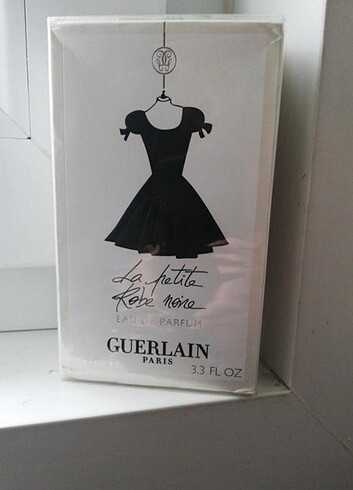 Guerlain Guerlain La Petite Robe Noire EDP Bayan Parfüm 100ML