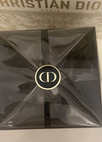 Beden Dior Pure Poison Kadın Parfümü