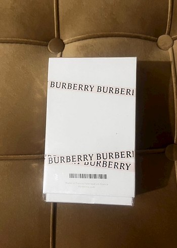  Beden Renk Burberry Her Eau de Parfum 100 ml Kadın Parfümü