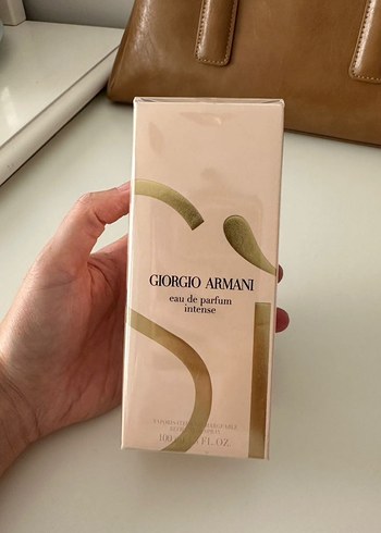 Giorgio Armani Intense Kadın Parfümü 100 ml