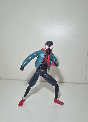 Marvel legends miles morales 