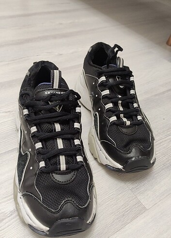 38 Beden SKECHERS DLİTES 3.0