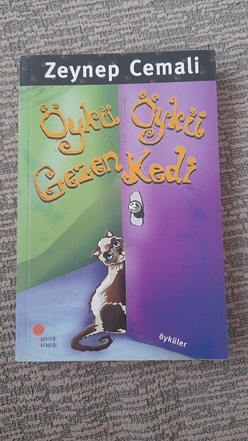 Öykü Öykü Gezen Kedi - Zeynep Cemali
