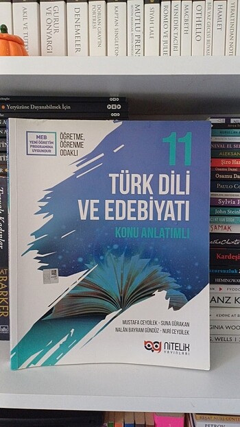 11. Sınıf Edebiyat Konu Anlatımlı Kitap