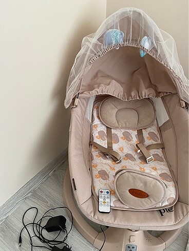 Beden ten rengi Renk HUGGY NEST SALLANABİLEN ANA KUCAĞI