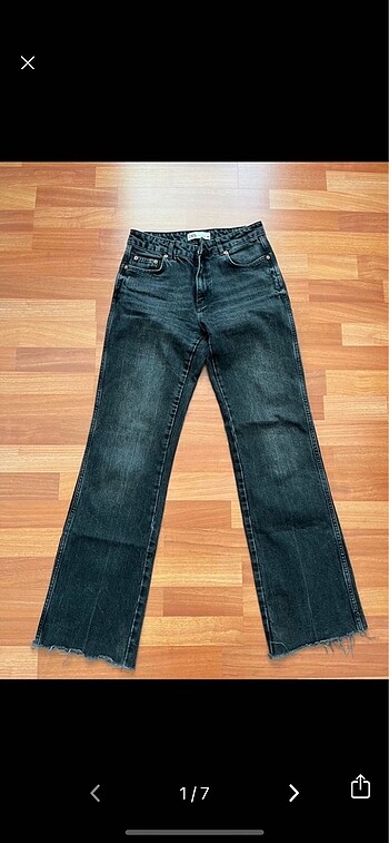 Zara straight jean