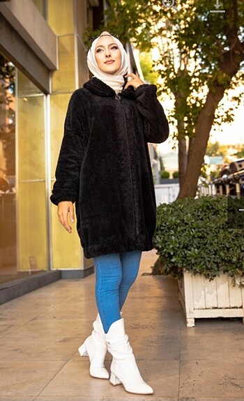 Siyah peluş mont